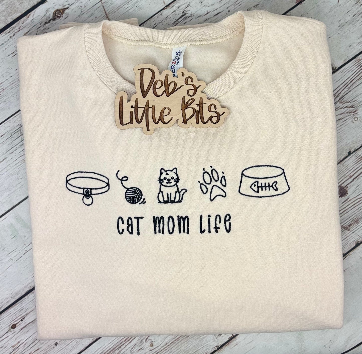 Cat Mom Icon Sweatshirt β Cozy Feline Lover Crewneck